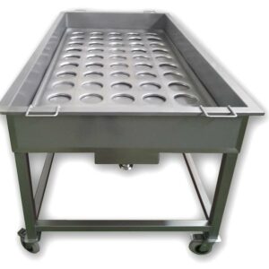 MESA CON BANDEJA DE LLENADO